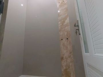 Rumah Villa 3 Kamar Tidur Desain Mewah dekat SD Model Sleman