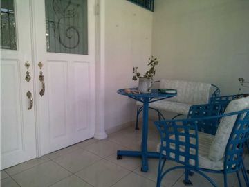 CASA EN EL CANGREJO DE TRES NIVELES 3REC 373M2 RESIDENCIAL DON ARTURO