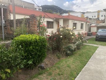 Venta Casa para remodelar, terreno 655mt., en sector sur