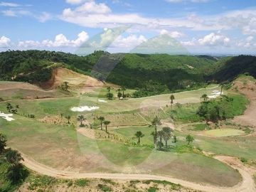Penthouse in One Tectona Condominium with FREE Golf Rights