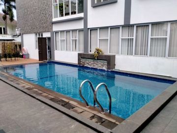 Town House di Pejaten dg Kolam Renang dan Taman & Furnished HSE-A0481