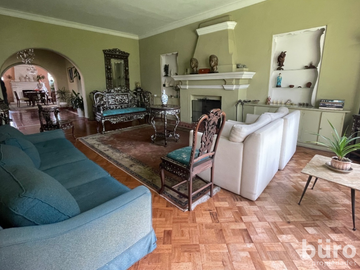 CASA EN VENTA A PASOS DEL GOLF SAN ISIDRO