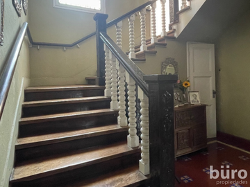 CASA EN VENTA A PASOS DEL GOLF SAN ISIDRO