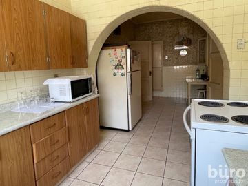 CASA EN VENTA A PASOS DEL GOLF SAN ISIDRO