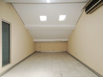 Rumah Bebas Banjir 10 Mnt ke Grand Galaxy Park LB 120 Siap KPR J-51579