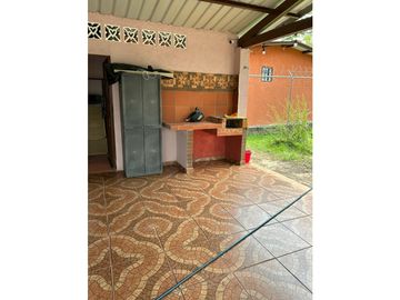 VENTA DE CASA EN ANTON CON 600 MT2