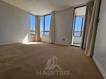 Departamento en venta de 3 dorm. en Los Angeles