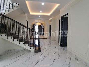 Rumah Cantik dan Mewah, Brand New 2 Lantai di Nusaloka BSD City