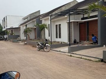 Mainroad Rumah dekat Kota DP 10 % All in,bebas banjir : Bandung Selatan