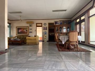 DIJUAL RUMAH TUA CIPETE JAKARTA SELATAN LUAS 450 HADAP TIMUR DIJUAL CEPAT