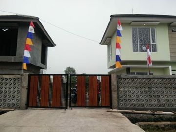 Rumah Asri dan Nyaman di Riung Bandung 2 menit ke SMKN 6 Bandung Harga 600jt-an Cash Free pajak&sup2;.