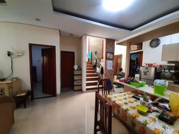 Rumah 2 Lantai Kusen Jati Siap Huni di Maribaya Lembang Bandung Barat