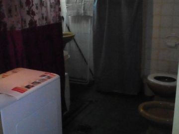 Jorge Goapper Propiedades MP 04-4362 VENDE EN BELL VILLE
PROPIEDAD INTERNA  sobre calle Cordoba 326 pleno centro,  4 dormitorios,  2 baños ,  2 cocina