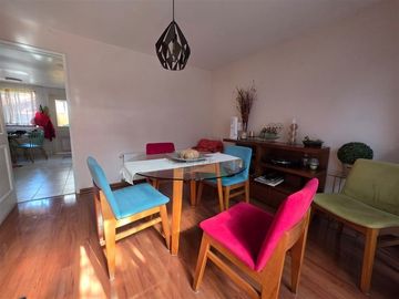 Casa en venta de 5 dorm. en Huechuraba