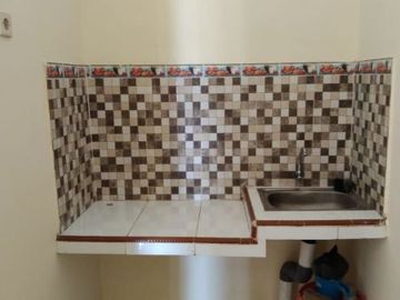 Rumah pondok kacang barat belakang graha raya