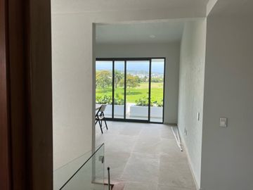 ESTRENE RESIDENCIA COLINDANTE AL CAMPO DE GOLF EN PARAÍSO COUNTRY CLUB