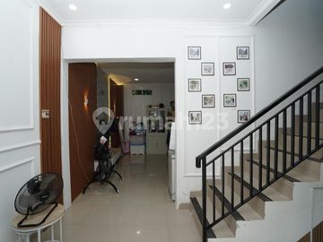 Rumah Modern 2 Lantai Dalam Komplek Dekat LRT & Tol Cimanggis