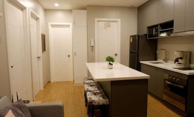 2BR Condo w/ Customized Interiors in Acqua Private Residences