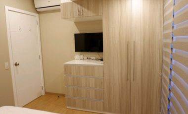 2BR Condo w/ Customized Interiors in Acqua Private Residences