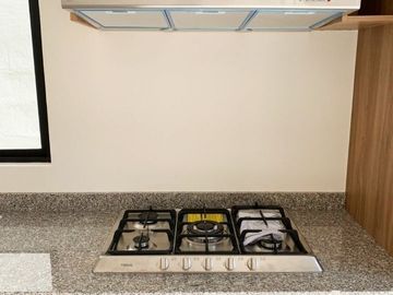 VENTA CASA EN TIXCACAL AL PONIENTE DE MÉRIDA, YUCATÁN