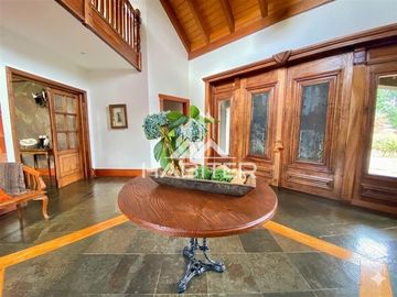 COD38730 Casa en Venta 6D Condominio Los Cantaros en Temuco