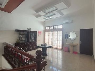 Villa Komplek Cemara Asri Medan