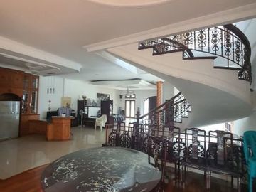 Villa Komplek Cemara Asri Medan
