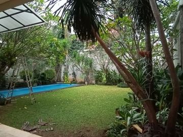 For Rent Beautiful 4BR House inside Compound at Kemang