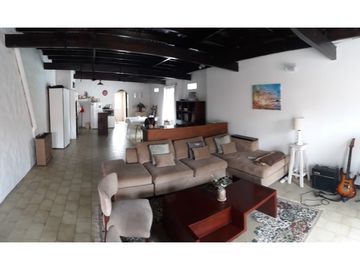 Chalet 4amb + parque c/ pileta + departamento/ Zona Caisamar
