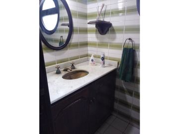 Chalet 4amb + parque c/ pileta + departamento/ Zona Caisamar