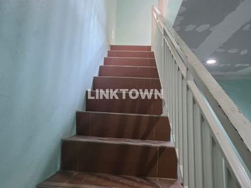 JUAL CEPAT RUMAH DI CLUSTER TAMAN SAKURA SIAP HUNI BEKASI