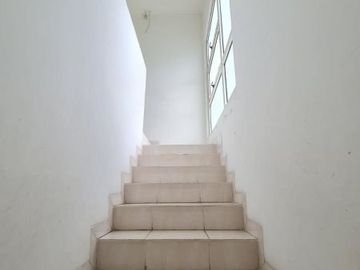 DIJUAL RUMAH BAGUS TERAWAT SIAP HUNI DI CLUSTER DALTON GADING SERPONG