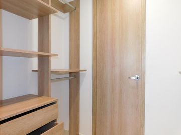 apartamento en venta en portal de genoves. Cod V89089
