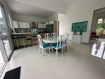 Casa para la venta via laTebaida