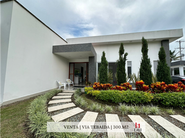 Casa para la venta via laTebaida