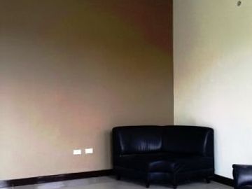 4Bedroom Bungalow house & Lot for sale in Angeles City