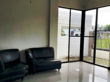 4Bedroom Bungalow house & Lot for sale in Angeles City