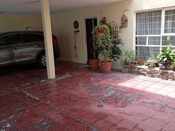CASA  EN VENTA CERCA DE POLANCO