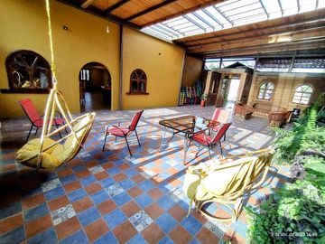 SE VENDE BONITA  finca muy grande y cómoda en los límites de omitlan hgo