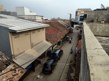 Tempat Usaha lantai 1 nya saja Sudirman kawasan pasar Andir
