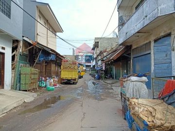 Tempat Usaha lantai 1 nya saja Sudirman kawasan pasar Andir
