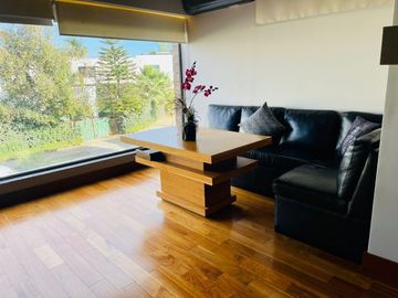 RESIDENCIA EN VENTA CON ALBERCA EN CLÚSTER 777