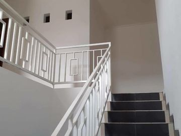 RUMAH SIAP HUNI LOKASI STRATEGIS DEKAT TUGU MUDA