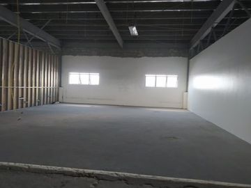 1,150.22 sqm Bare shell Office space for Lease in 32nd street, Bonifacio Global City, Taguig City