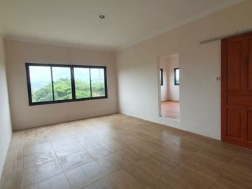 Dijual Rumah Baru 3 Lantai di Pesona asri Tembalang