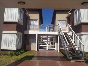 Casa PH en venta en Costa Azul