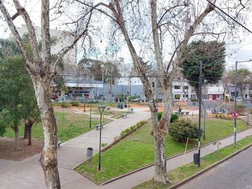 PH 4 AMB CON DEP. Y TERRAZA SIN EXP. 154m2 Tot. EN VENTA EN FLORES FRENTE A PLAZA -TODO LUZ