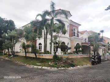 Rumah Mewah Luxury Vintage Eropa di Perum Super Elite Cassagrande