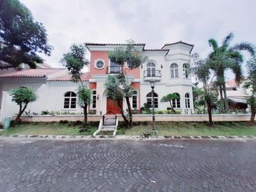 Rumah Mewah Luxury Vintage Eropa di Perum Super Elite Cassagrande