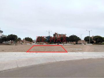 Se Vende Terreno De 120 M2 - Altos Del Valle 4Ta Etapa - Trujillo